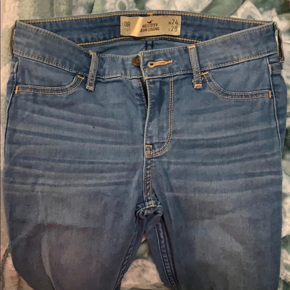 Hollister jeans